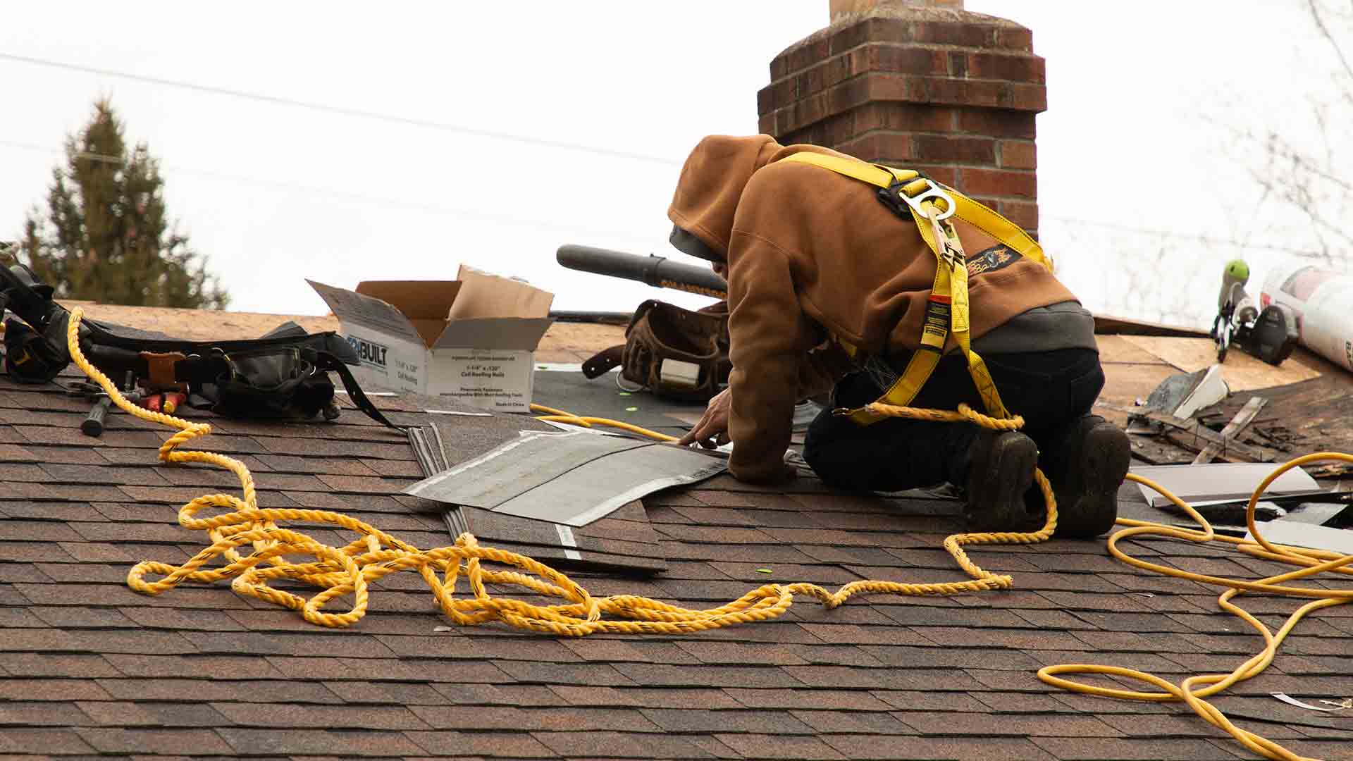 What is a Standard Roofing Warranty? Your Coverage Explained